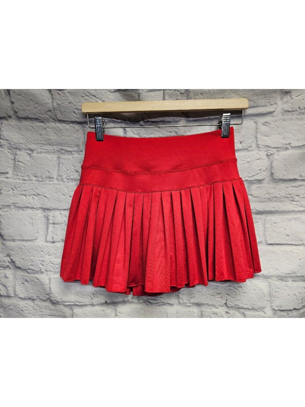 NEW GB S Red Pleated Skirt Skort Built in Shorts Quick Dry